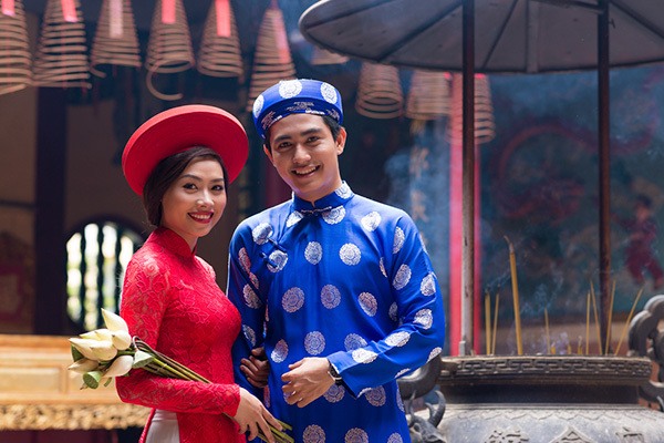 le ao dai - tenue traditionnelle vietnamienne
