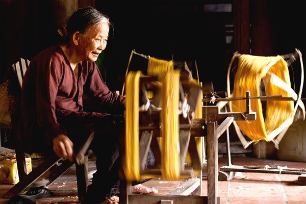 fabrication-de-soie-village-van-phuc-hanoi