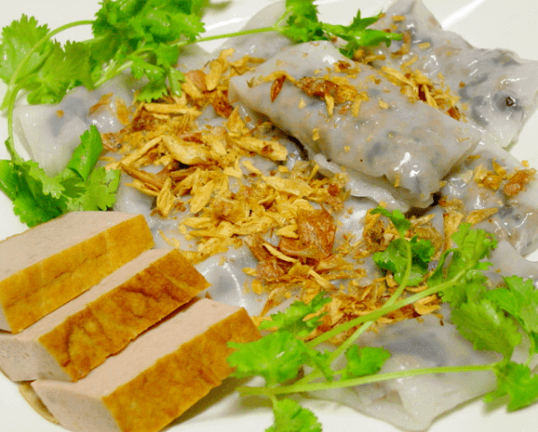 Le Bánh Cuốn - les raviolis vietnamiens au porc et aux champignons noirs