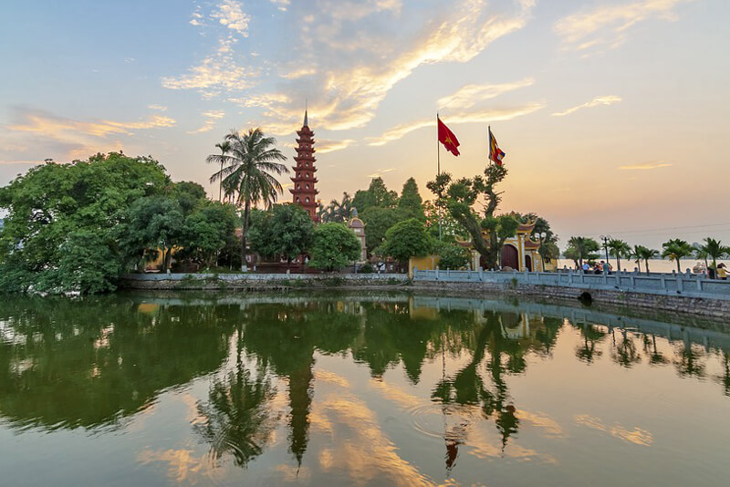 pagode tran quoc hanoï